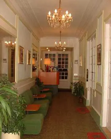 Du Brabant فندق